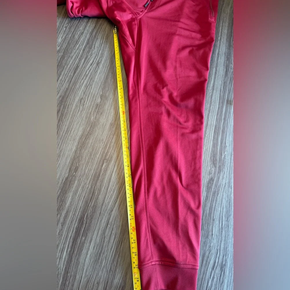 NWT Under Armour  men’s joggers